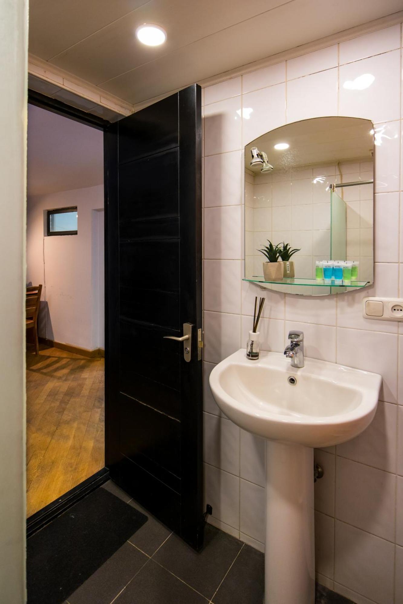 Residence Nalbandyan 96 Ереван Екстериор снимка